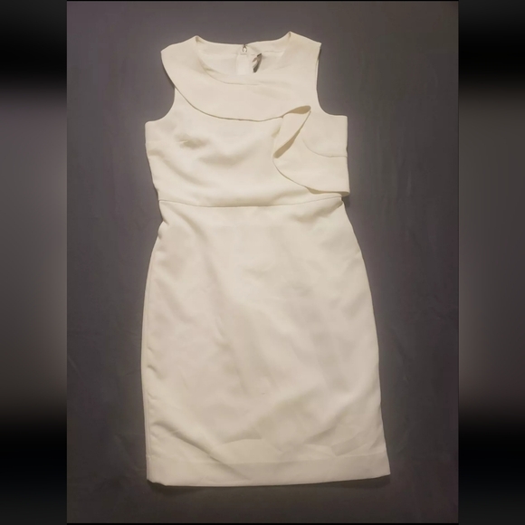 The Limited Size 10 White - Picture 1 of 16